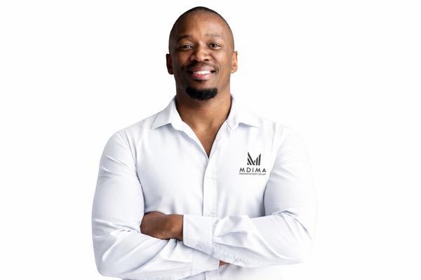 Sibongiseni Shange, estate agent