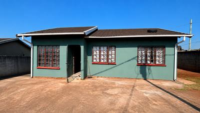 House For Sale in Umhlathuze, Empangeni
